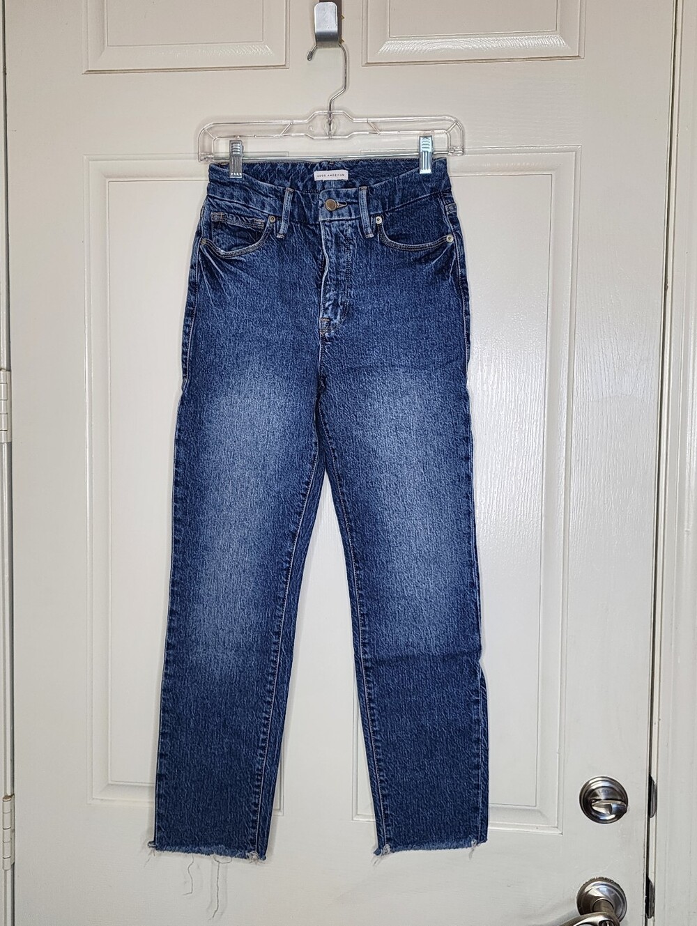 Good American Good Classic Raw Hem High Rise Crop Jeans Medium Wash | 2/26